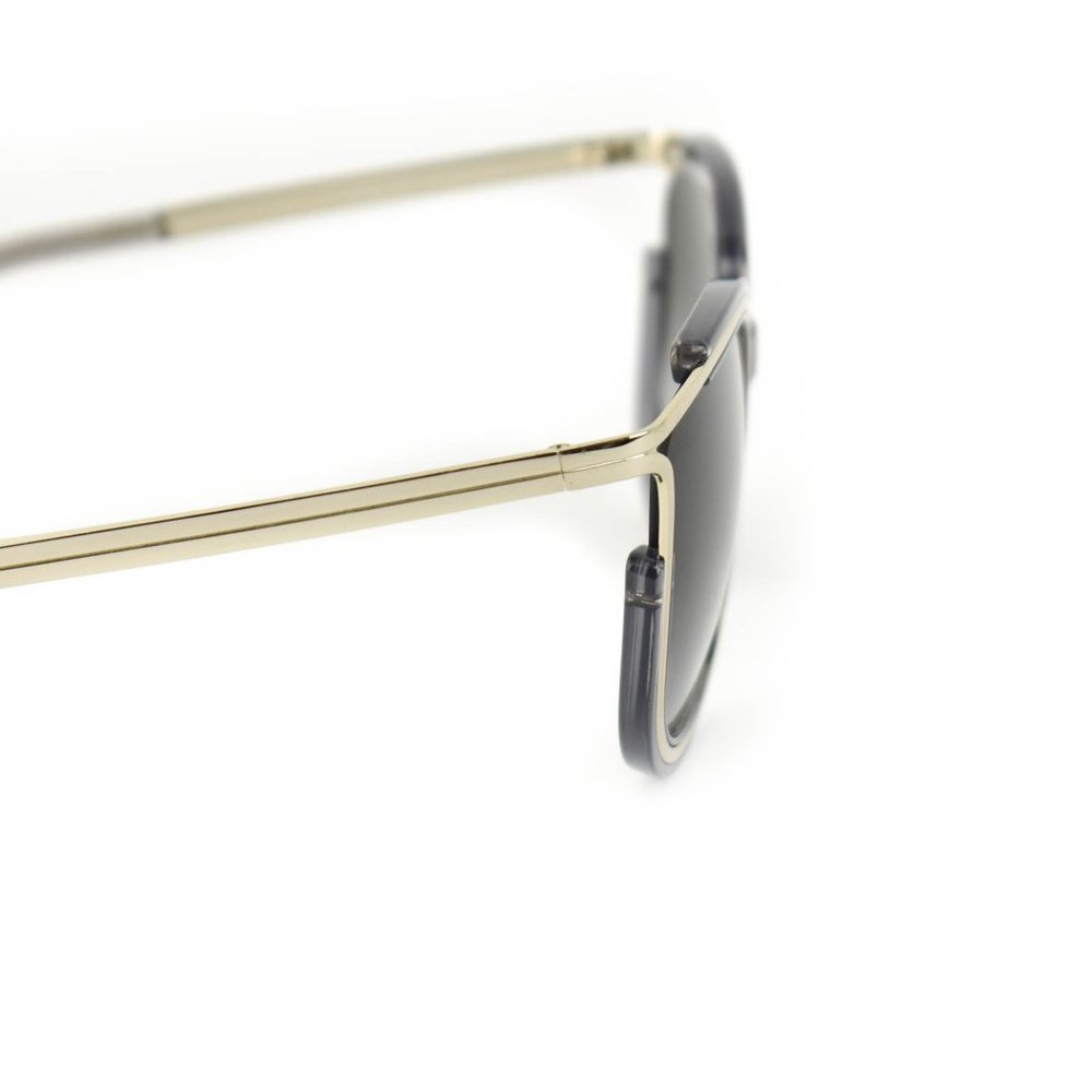CHLOE: Translucent Gray/Pale Gold Logo Sunglasses - Picture 5 of 8
